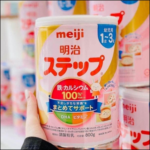 Shop xachtay24h chuyên bán sữa Meiji số 9 dành cho bé từ 1 đến 3 tuổi